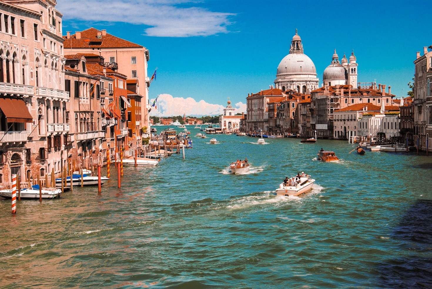 Romantic Getaways in Italy: Best Destinations for Couples